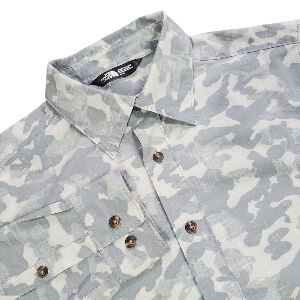 The North Face Camouflage Button Up Shirt Mens M Grey Camo Long Sleeve Gorpcore